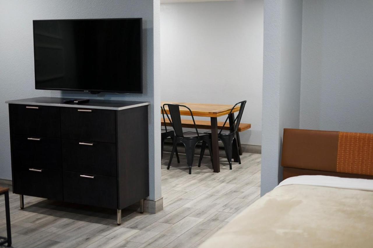 Celebration Suites Bagian luar foto