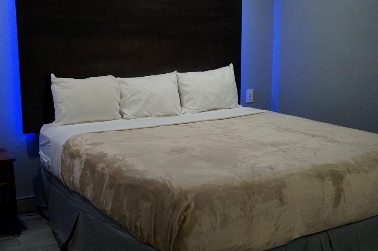 Celebration Suites Bagian luar foto